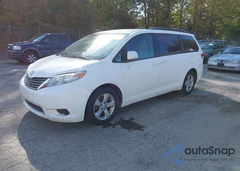 2011 Toyota Sienna Le V6 из США, поврежденный, VIN 5TDKK3DC5BS066830